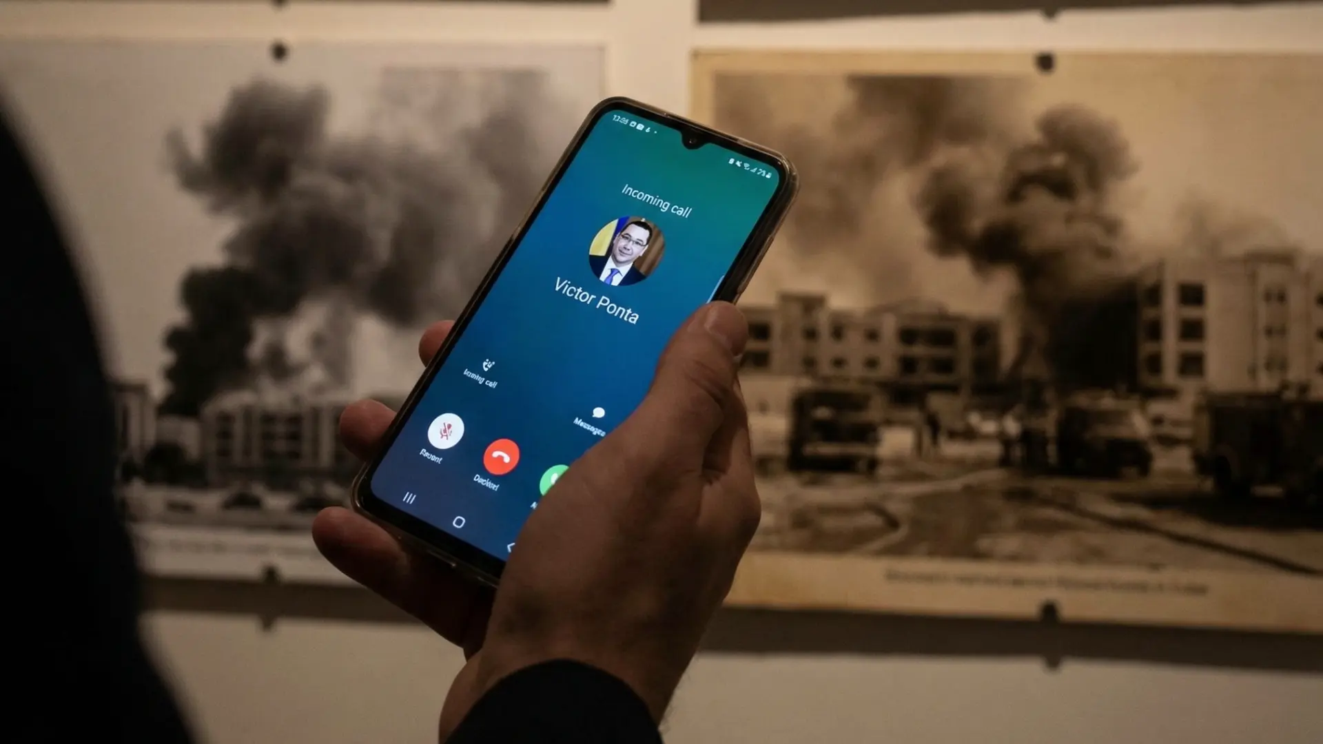 Manipulare  neocomunistă